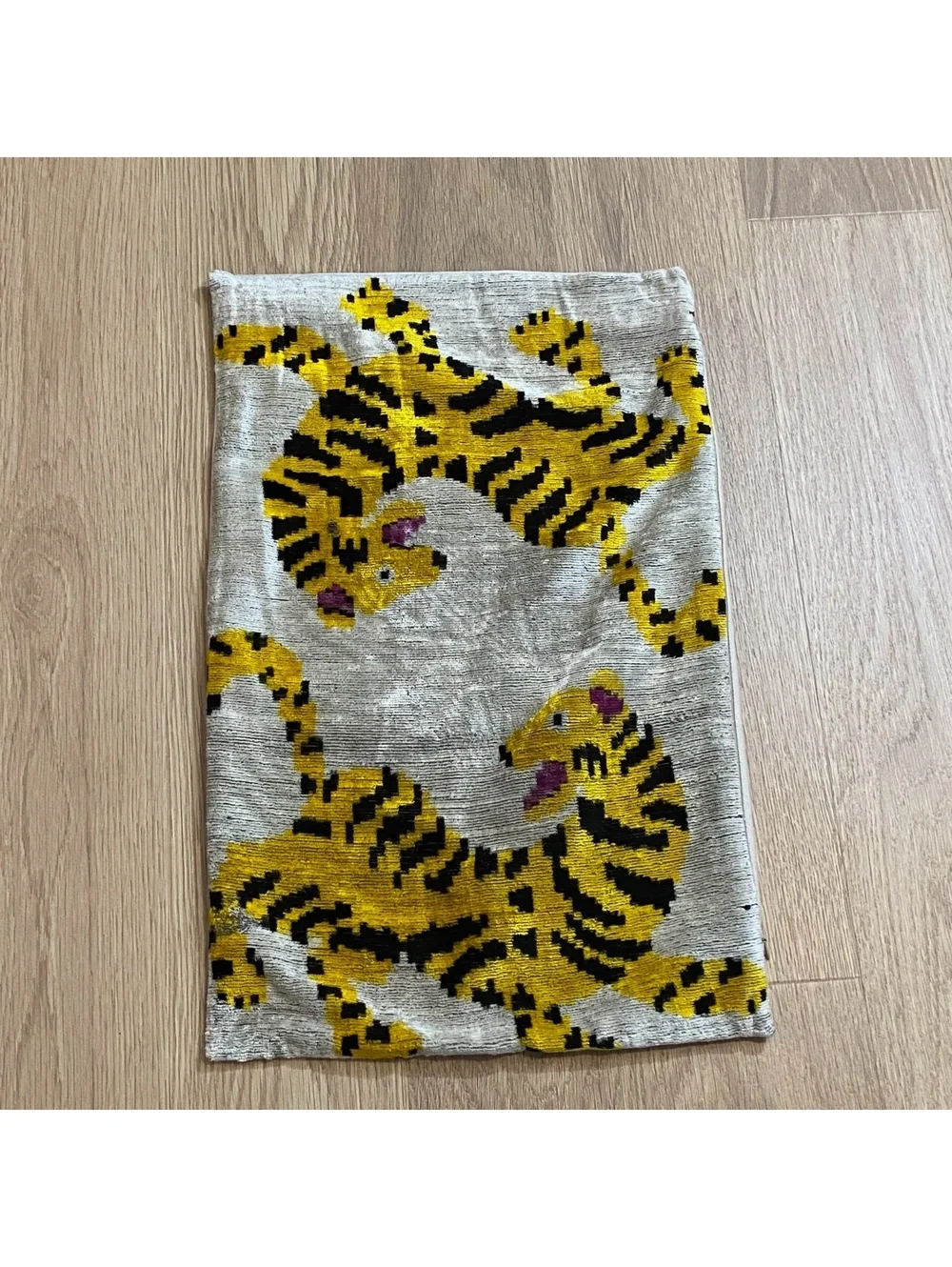 Vintage Tiger Pattern Velvet Pillow Cover with Cream Backing 27x16 Inches